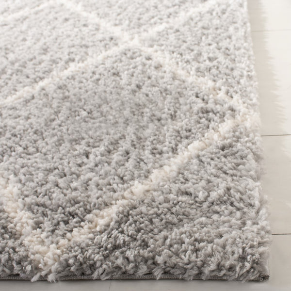 Safavieh Parma Shag 515 Power Loomed Polypropylene Pile Shag & Flokati Rug PMA515G-9SQ