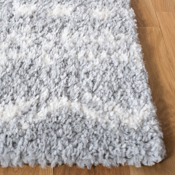 Safavieh Parma Shag 542 Power Loomed Polypropylene Pile Shag & Flokati Rug PMA542F-9