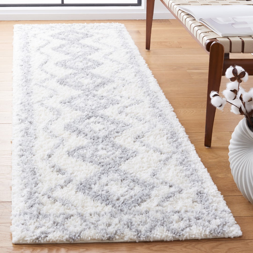 Safavieh Parma Shag 552 Power Loomed Polypropylene Pile Shag & Flokati Rug PMA552A-9