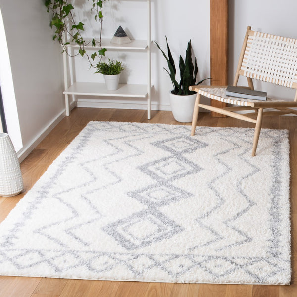 Safavieh Parma Shag 552 Power Loomed Polypropylene Pile Shag & Flokati Rug PMA552A-9