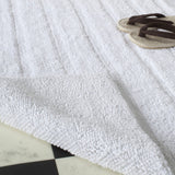 Plush Master Bath Pmb720  Hand Tufted 100% Cotton Rug White