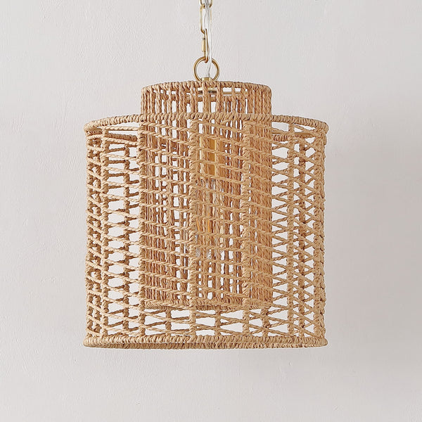 Safavieh Ryoa, 12.25 Inch, Light Natural/Gold, Paper Rope/Iron Extendable Pendant Natural / Gold Paper PND4191A