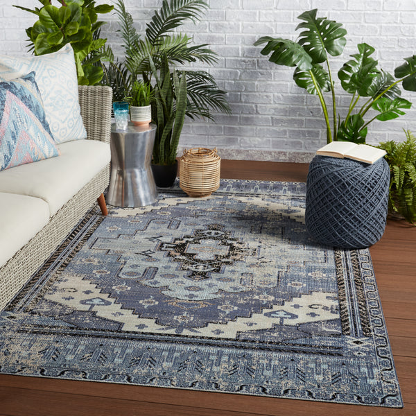 Jaipur Living Cicero Indoor/ Outdoor Medallion Blue/ Gray Area Rug (2'X3')