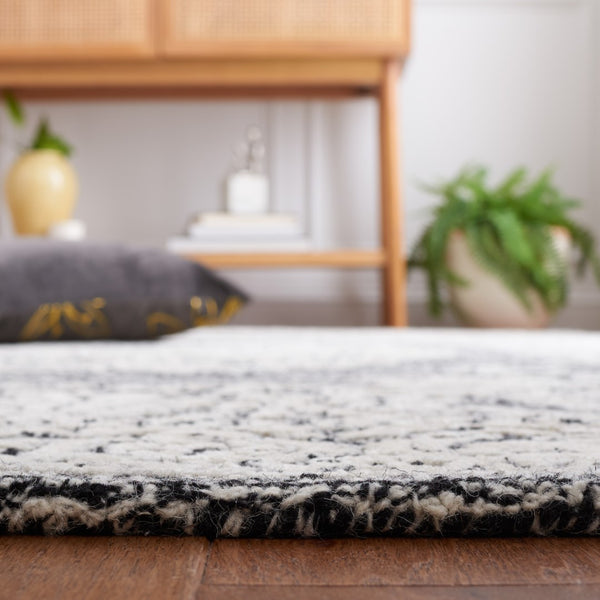 Safavieh Precious 305 Hand Tufted 60% Wool/ 20% bamboo silk/20% Cotton with Cotton backing Transitional Rug PRE305Z-8