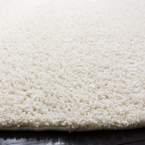 Safavieh Primo Shag 300 Power Loomed Polypropylene Shag & Flokati Rug PRM300A-7R