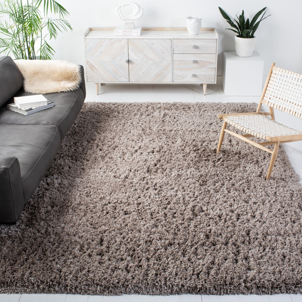 Safavieh Polar Shag 800 Power Loomed Polyester Pile Shag & Flokati Rug PSG800C-3R