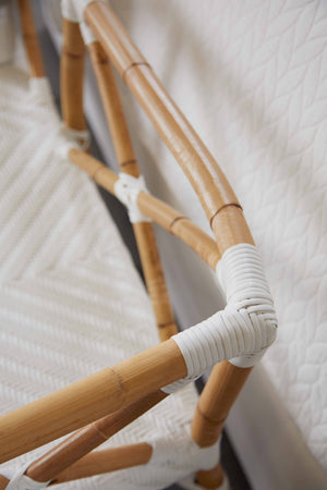 Essentials for Living The Hamptons Palisades Bench 4120.WHT/NAT