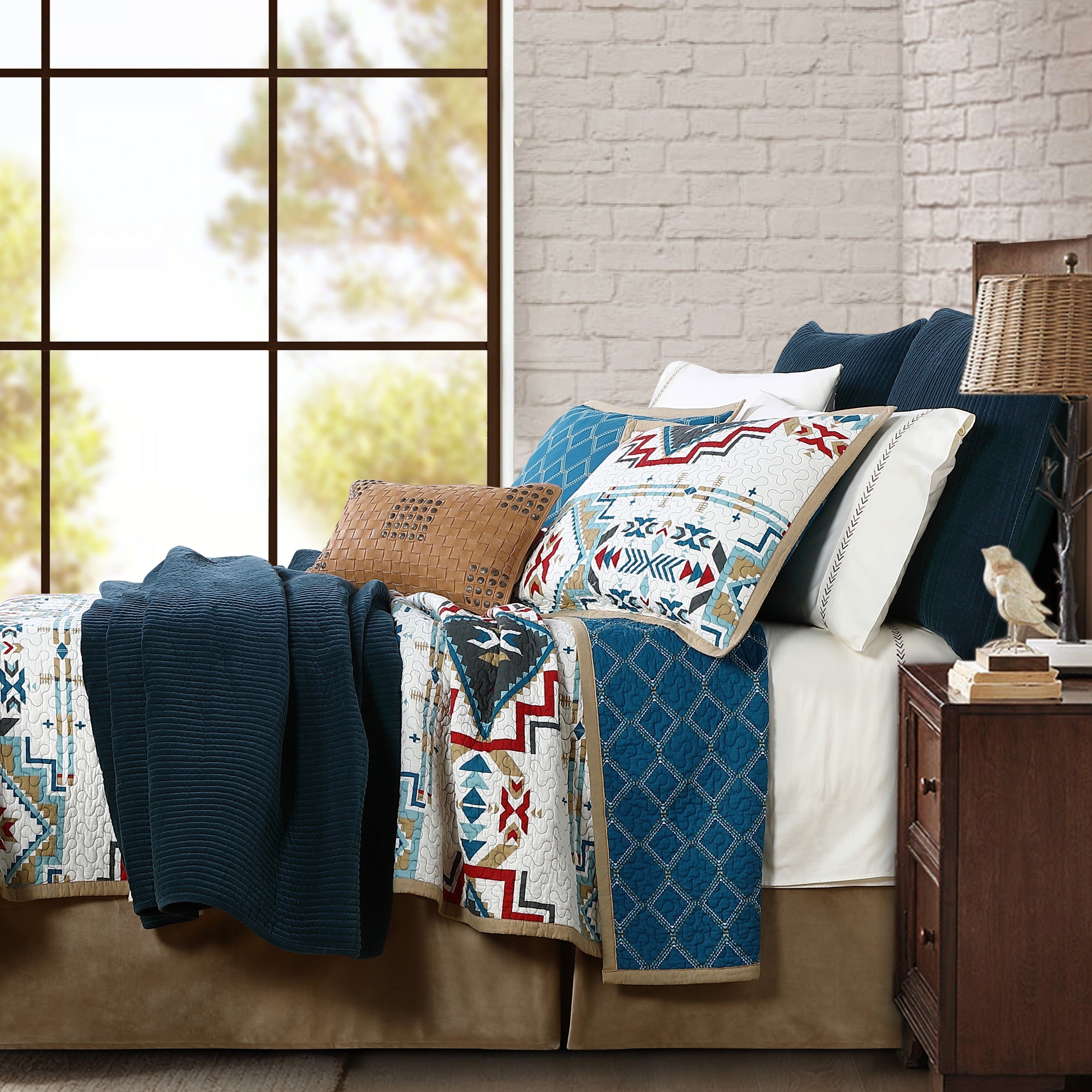 Spirit Valley Quilt Set - Thumbnail 3