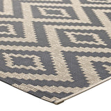 Jagged Geometric Diamond Trellis 5x8 Indoor and Outdoor Area Rug Gray and Beige R-1135A-58