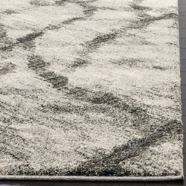 Safavieh Retro 2144 Power Loomed Polypropylene Pile Rug RET2144-7990-29