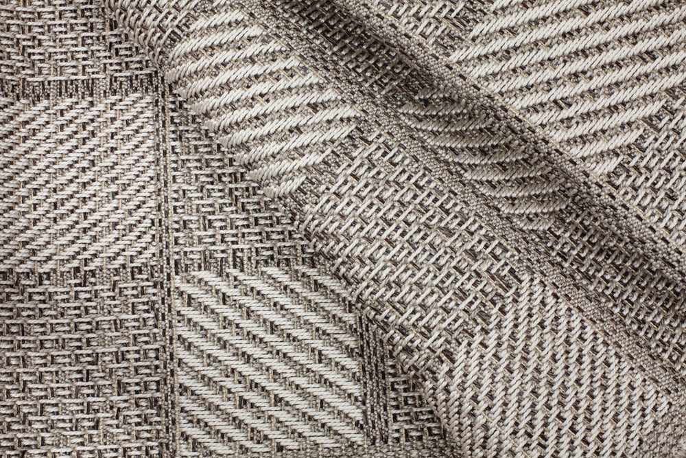 Simply Shade - Treasure Garden Outdoor Rug Tile - Fog  7'10" x 10'