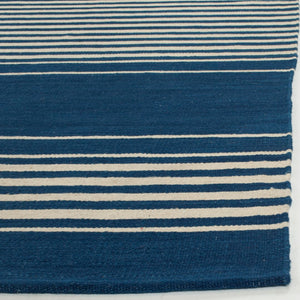 Safavieh Bluff Point Stripe Hand Woven Wool Rug RLR2869E-1SQ