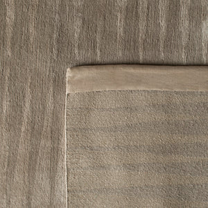 Safavieh Ayumi HAND KNOTTED 54% Wool and 46% Silk Rug RLR6720B-2