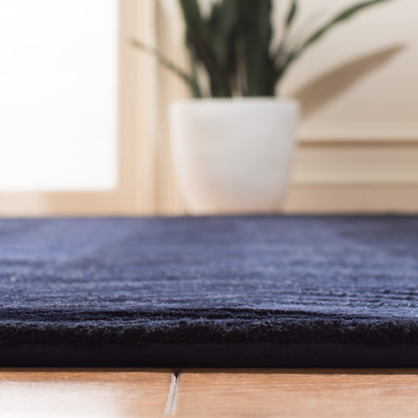 Safavieh Monroe Chevron HAND KNOTTED WOOL AND VISCOSE PILE Rug RLR6725D-1SQ