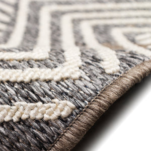 Trans-Ocean Liora Manne Cove Diamonds Casual Indoor/Outdoor Power Loomed 100% Polypropylene Rug Grey 7'10" x 9'10"