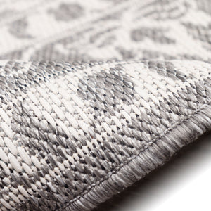 Trans-Ocean Liora Manne Malibu Kashan Casual Indoor/Outdoor Power Loomed 88% Polypropylene/12% Polyester Rug Silver 7'10" x 9'10"