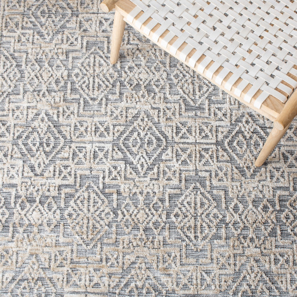 Roslyn Hand Loom Rug - Luxurious 80% Polyester & 20% Cotton, Soft Pile Height for Timeless Style
