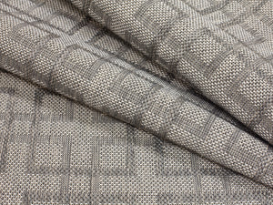 Simply Shade - Treasure Garden Outdoor Rug Lattice - Silver & Charcoal  5'3" x 7'4"