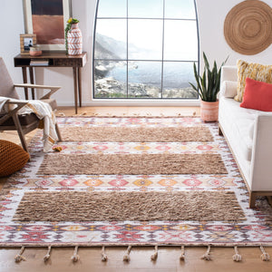 Safavieh Saffron 106 Hand Loomed Wool Pile Rug Taupe / Ivory 8' x 10'