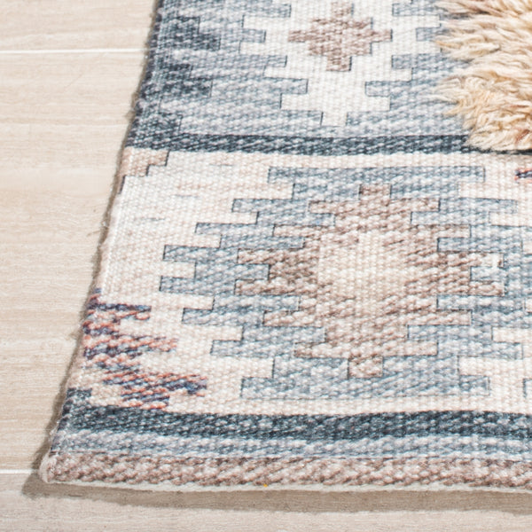 Safavieh Saffron 108 Hand Loomed Wool Pile Rug Taupe / Ivory 5' x 8'