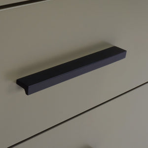 Safavieh Madden Retro Dresser Dark Grey / Black Mdf / Wood Veneer / Plywood / Hardware / Velvet (In Drawers) SFV2100K