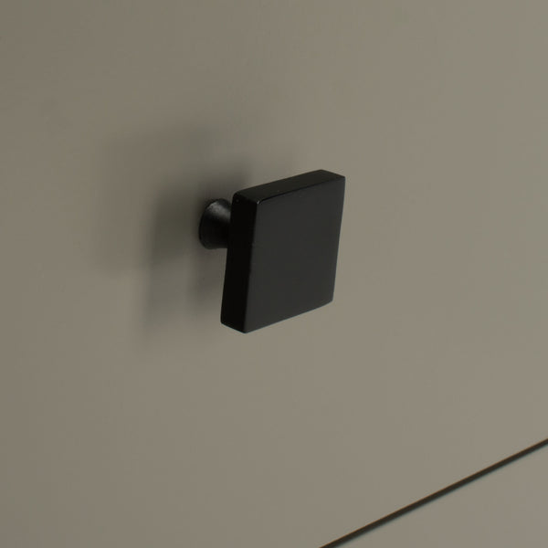 Safavieh Claudette 4 Drawer Dresser SFV2123C