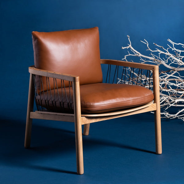 Caramel Mid-Century Leather Chair - Rustic Oak Accent Chair with Cozy Brown Leather Cushions