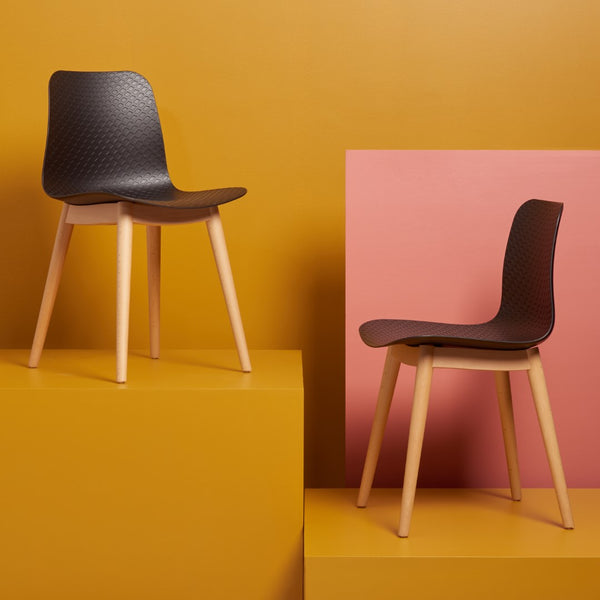 Haddie Molded Plastic Dining Chair - Timeless Mid-Century Design with Natural Wood Legs, Stylish Comfort