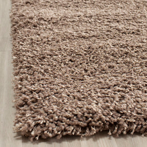 Safavieh California Shag Power Loomed Polypropylene Pile Shag & Flokati Rug SG151-2424-25