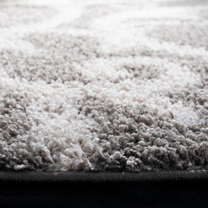 Safavieh New York Shag 167 Turkey Polypropylene Pile Rug SG167C-7R