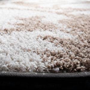 Safavieh New York Shag 167 Turkey Polypropylene Pile Rug SG167H-3