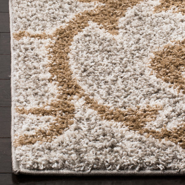 Safavieh New York Shag 167 Turkey Polypropylene Pile Rug SG167L-9