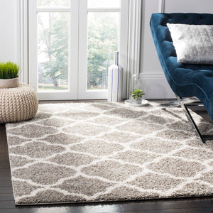 Safavieh New York Shag 168 Turkey Polypropylene Pile Rug SG168C-9
