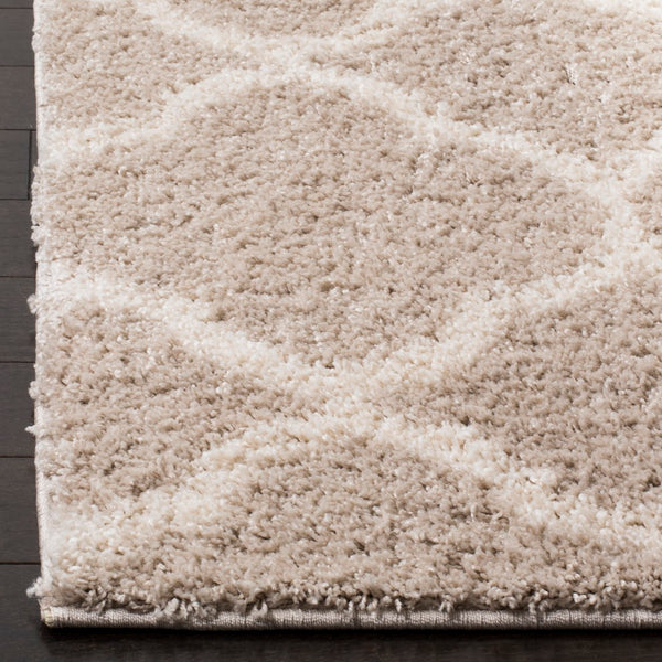 Safavieh New York Shag 168 Turkey Polypropylene Pile Rug SG168F-9