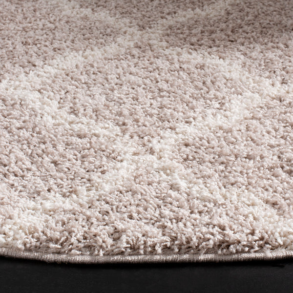 Safavieh New York Shag 168 Turkey Polypropylene Pile Rug SG168F-9