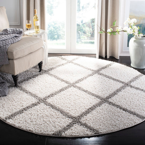 Safavieh New York Shag 169 Turkey Polypropylene Pile Rug SG169B-9