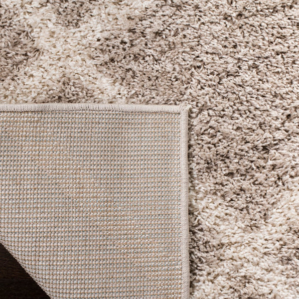 Safavieh New York Shag 169 Turkey Polypropylene Pile Rug SG169F-9