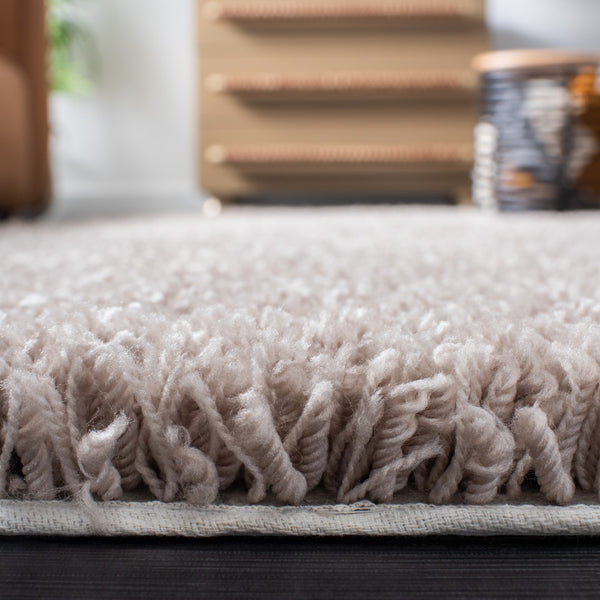 Safavieh Classic Shag Ultra Hand Tufted 100% Polyester Pile with Cotton Backing Rug SG240D-24