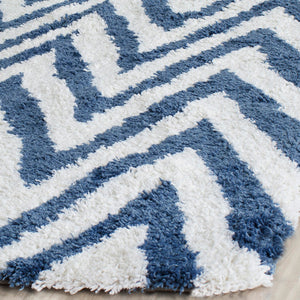 Safavieh Chevron Shag Hand Tufted Acrylic Pile Rug SG250A-4SQ