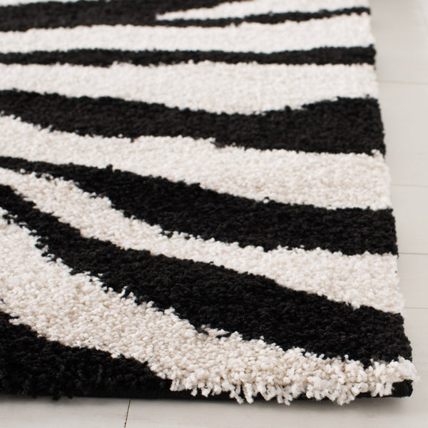 Safavieh Zebra Shag Power Loomed Polypropylene Pile Shag Rug SG452-1290-3