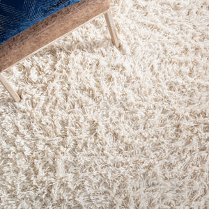 Safavieh Carmel Shag Hand Woven 80% Wool and 20% Cotton Rug SG731A-4R