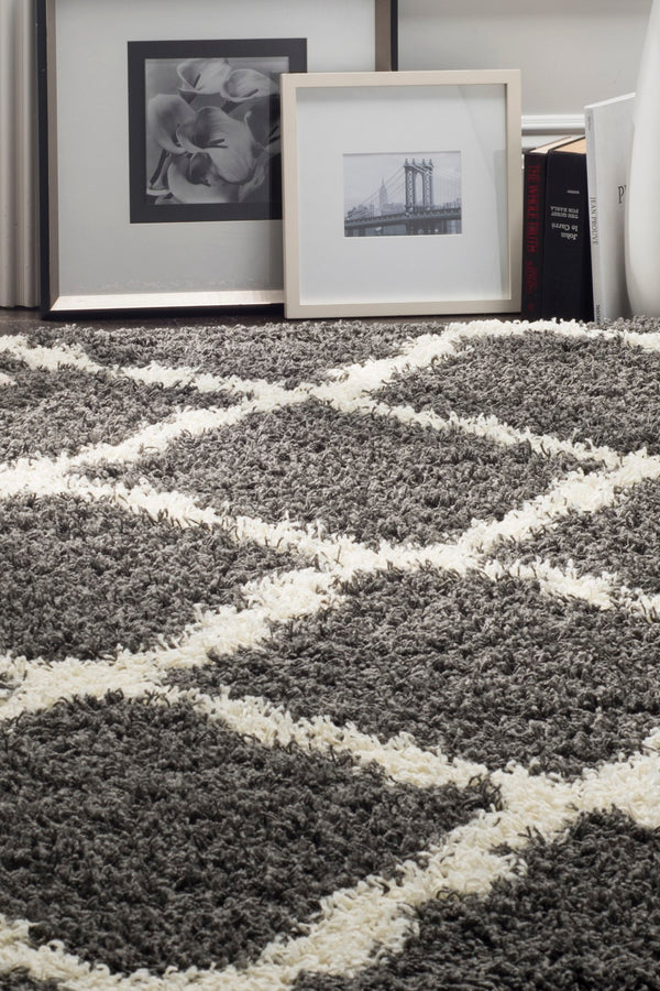 Safavieh Dallas Shag 257 Flat Weave Polypropylene Shag & Flokati Rug SGD257A-8SQ