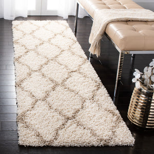 Safavieh Dallas Shag 257 Flat Weave Polypropylene Shag & Flokati Rug SGD257B-8SQ
