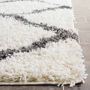 Safavieh Dallas Shag 257 Flat Weave Polypropylene Shag & Flokati Rug SGD257H-8SQ