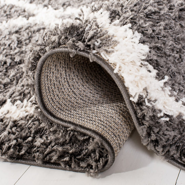 Safavieh Dallas Shag Power Loomed Polypropylene Pile Shag & Flokati Rug SGDS257A-26