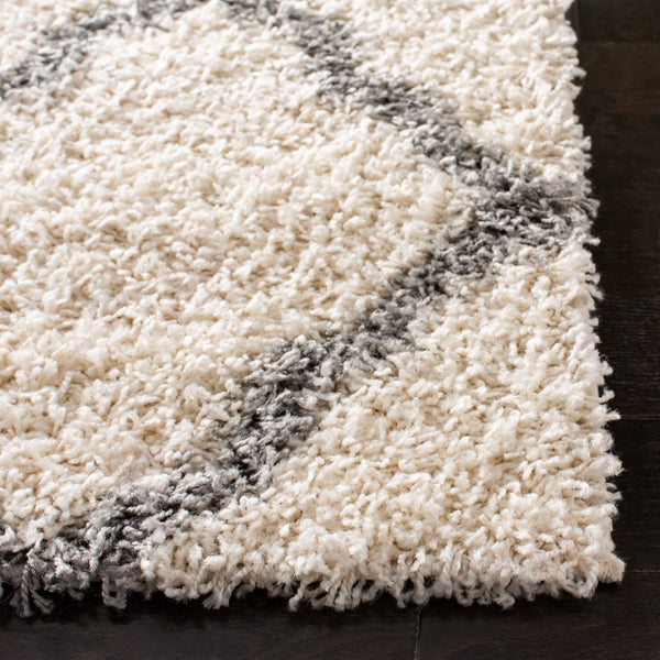 Safavieh Dallas Shag Power Loomed Polypropylene Pile Rug SGDS257F-8SQ