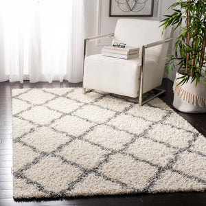 Safavieh Dallas Shag Power Loomed Polypropylene Pile Rug SGDS257F-8SQ