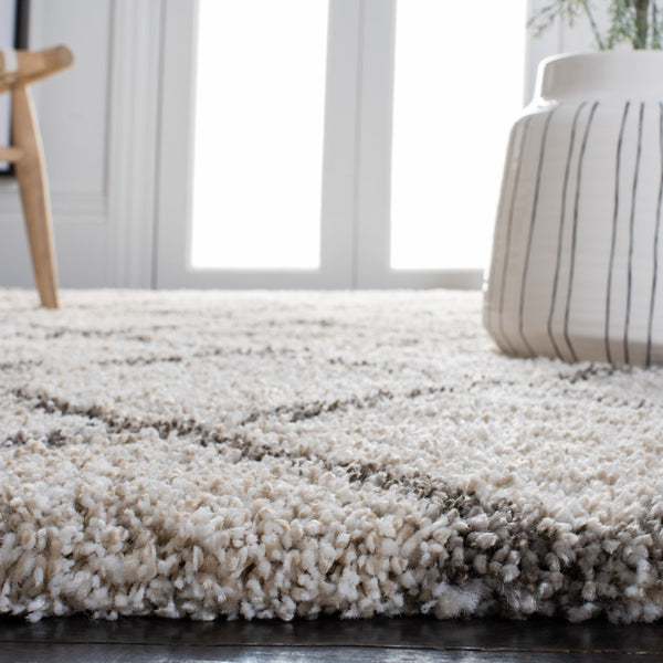 Safavieh Hudson Shag 222 Power Loomed Polypropylene Shag Rug SGH222D-8