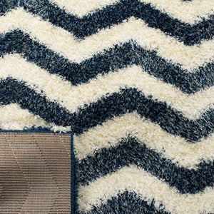 Safavieh Montreal Shag 846 Power Loomed 50% Polypropylene + 50% Polyester Shag & Flokati Rug SGM846A-4SQ