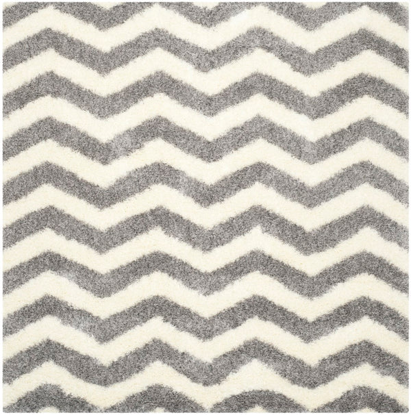 Safavieh Montreal Shag 846 Power Loomed 50% Polypropylene + 50% Polyester Shag & Flokati Rug SGM846B-25
